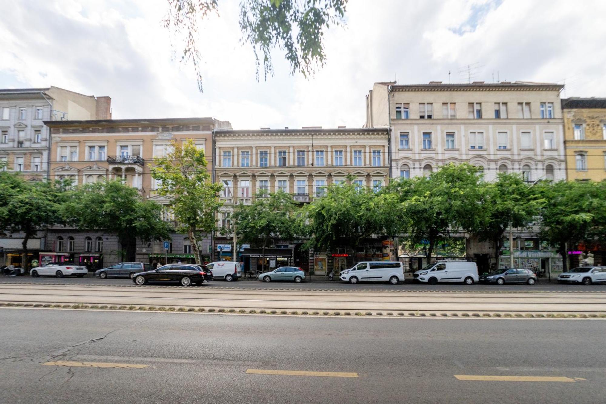 Navi Residence Jozsef, Budapest