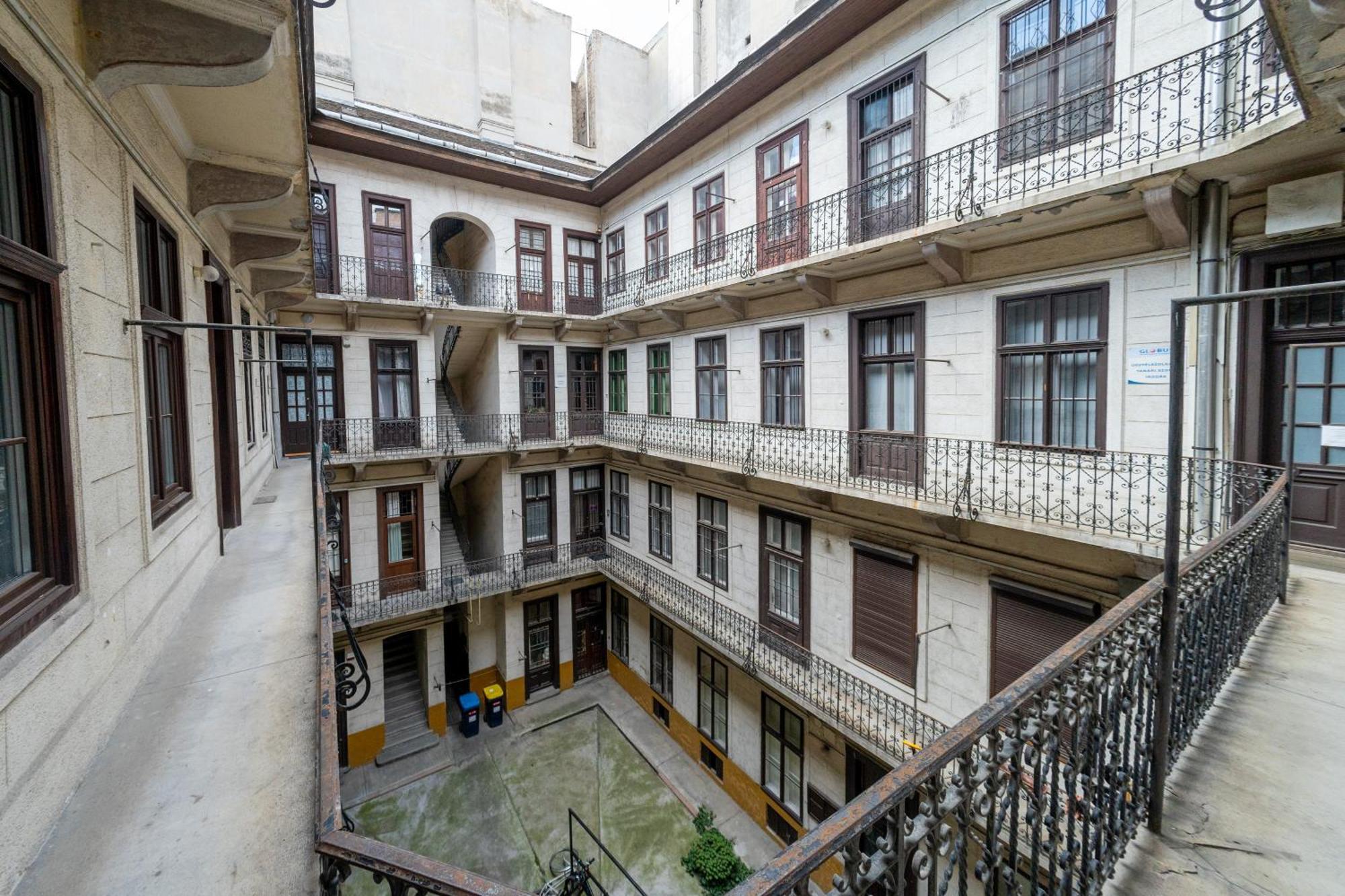 Navi Residence Jozsef — Fotók 1